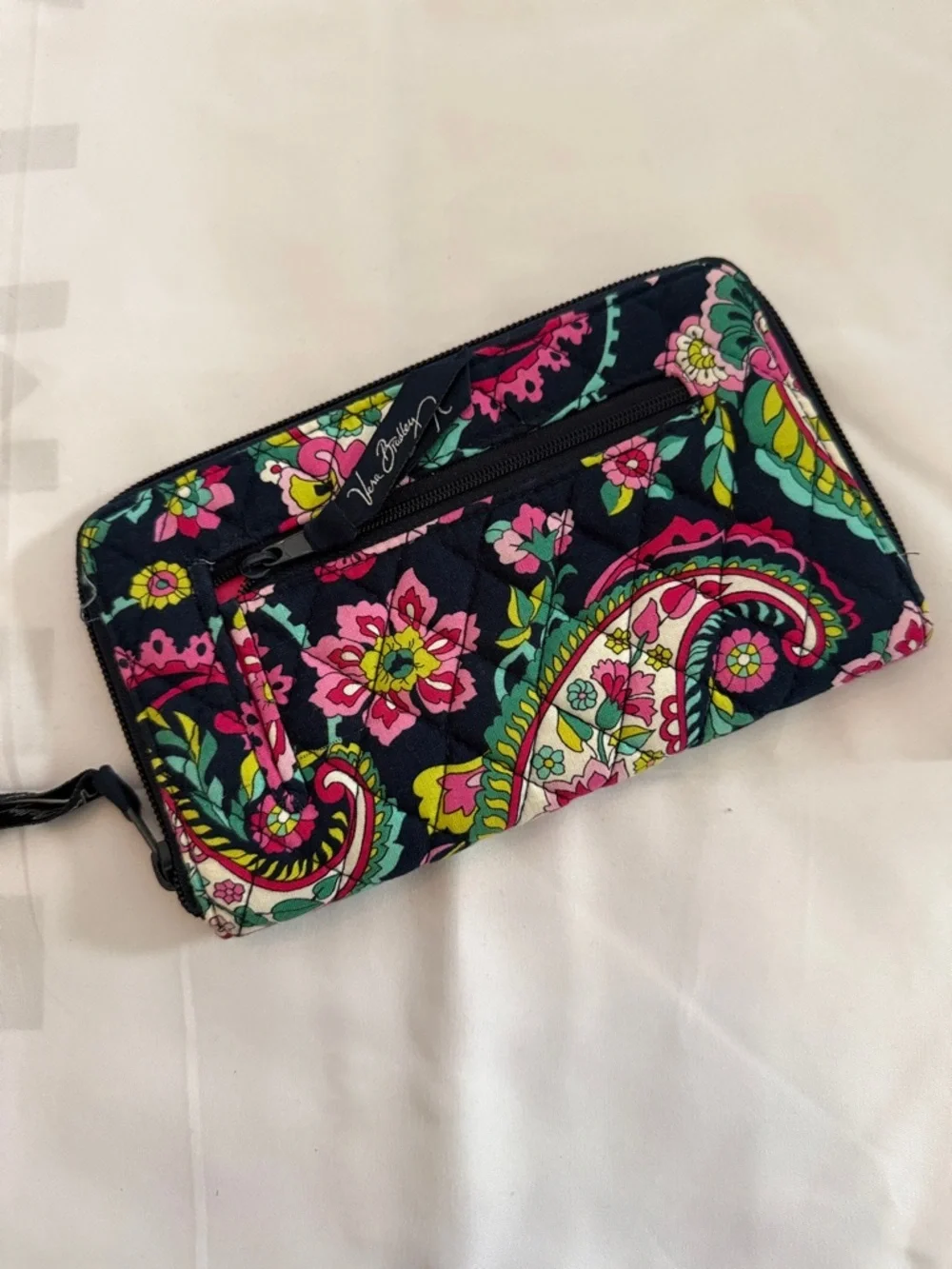 Vera Bradley Quilted Floral Zip Wallet in Navy with Pink & Green - Like new - Picture 2 of 3
